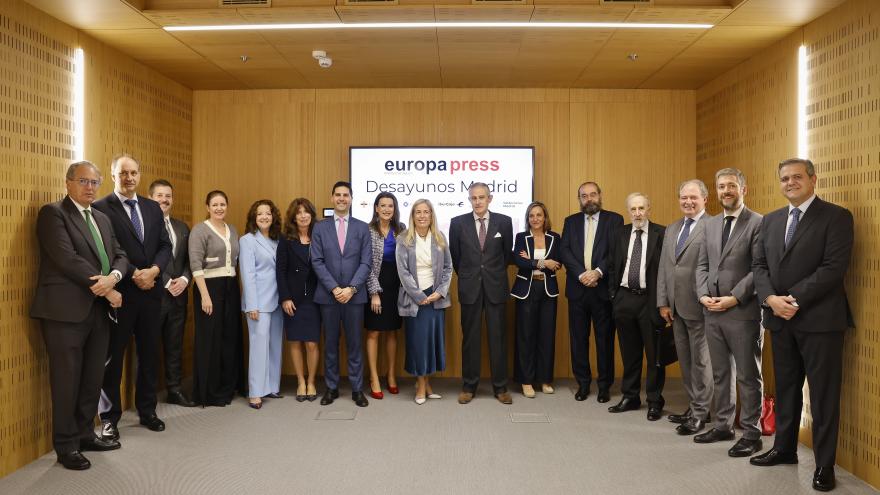 Albert participa en un encuentro informativo organizado por la agencia Europa Press La consejera Rocío Albert en un encuentro informativo de Europa Press