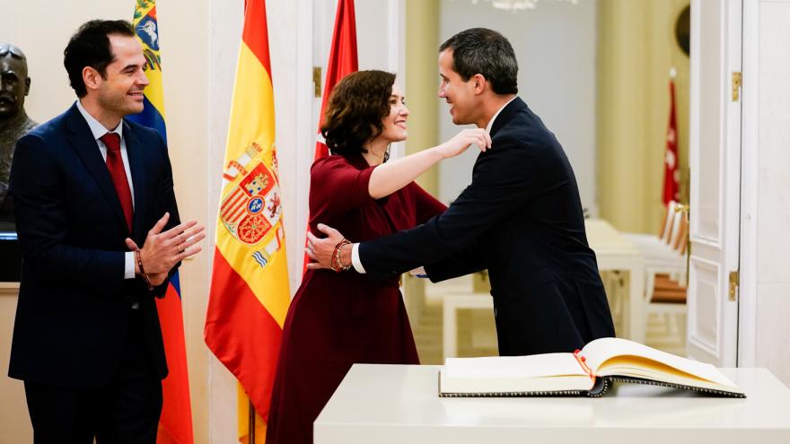 Isabel Díaz Ayuso durante la recepción a Juan Guaidó en la Real Casa de Correos