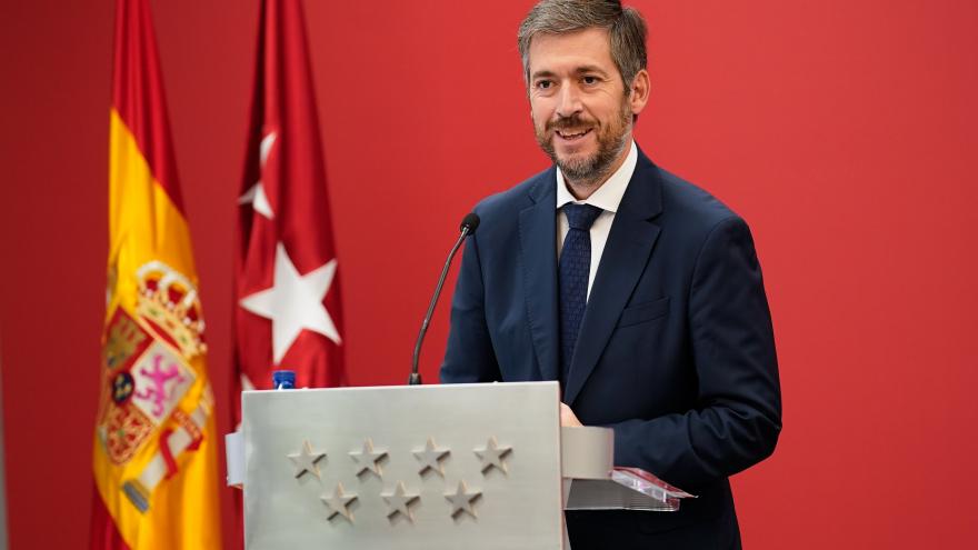 Primer plano del consejero Miguel Ángel García