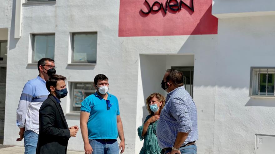 Nikolay Yordanov con el alcalde de Torrejón de Velasco