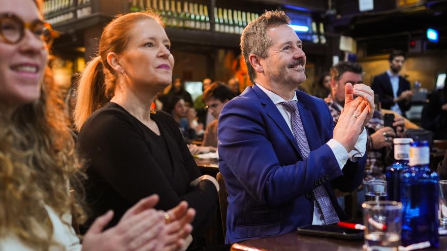 Los consejeros Ana Dávila y Mariano de Paco Serrano durante la presentación de Sesión Vermú 2025