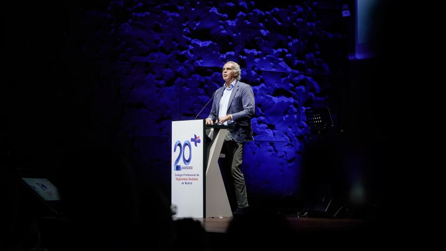 Enrique Ruiz Escudero en el acto conmemorativo del XX aniversario del Colegio Profesional de Higienistas Dentales de Madrid