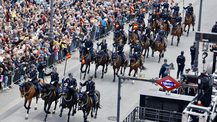 Parada militar en la celebración del 2 de mayo