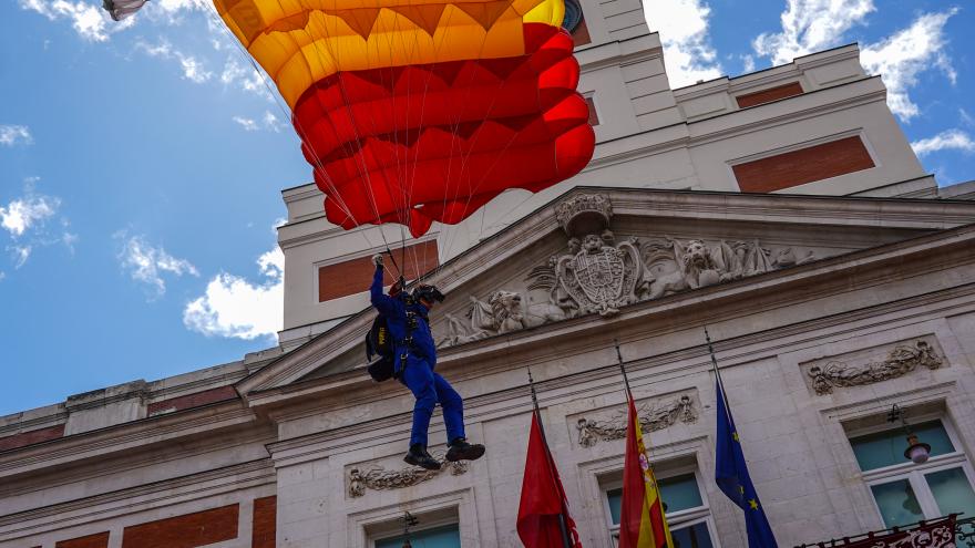 Parada militar en la celebración del 2 de mayo