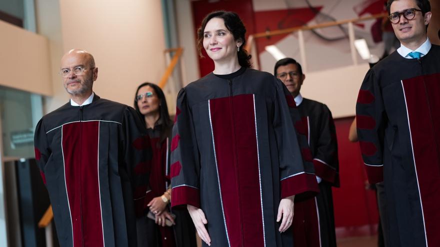 Díaz Ayuso, Doctor Honoris Causa en Quito: “Ningún sitio debería defender con más pasión la libertad y la verdad que la Universidad”