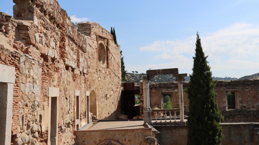 Trabajo de restauración en el Monasterio de Santa María la Real de Valdeiglesias