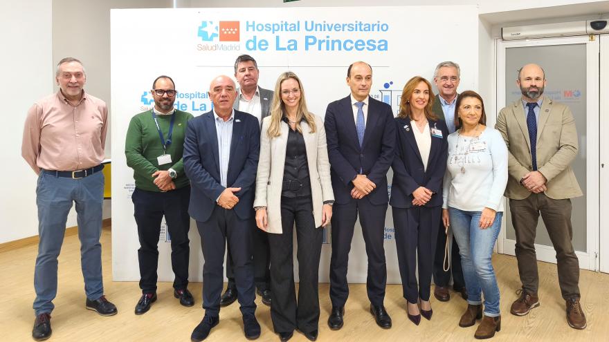 La Comunidad de Madrid homenajea a los más de 2.600 profesionales del Hospital público de La Princesa en sus 70 años de vida La viceconsejera de Sanidad