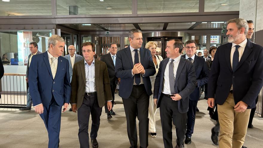 La Comunidad de Madrid abre al público la sede de Metro y del Consorcio Regional de Transportes por la XXI Semana de la Arquitectura El consejero Jorge Rodrigo
