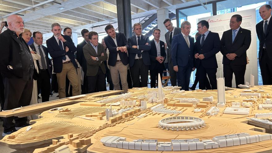 La Comunidad de Madrid abre al público la sede de Metro y del Consorcio Regional de Transportes por la XXI Semana de la Arquitectura El consejero Jorge Rodrigo