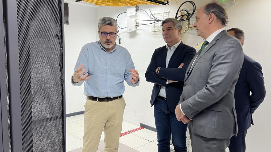 La Comunidad de Madrid explora con Orange nuevos proyectos para potenciar la gestión de datos y la continuidad de los servicios digitales El consejero López-Valverde