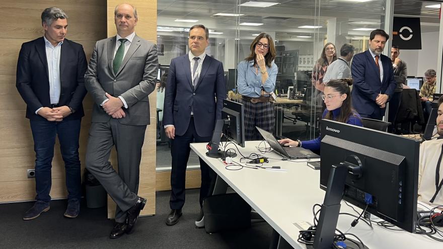 La Comunidad de Madrid explora con Orange nuevos proyectos para potenciar la gestión de datos y la continuidad de los servicios digitales El consejero López-Valverde