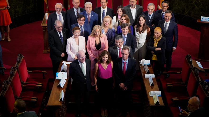 A L presidenta 