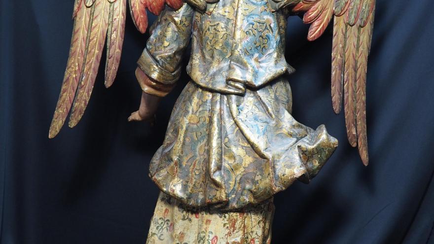 Escultura de San Rafael Arcángel