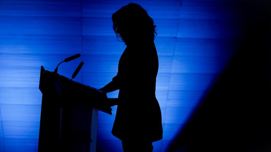 La presidenta en el atril