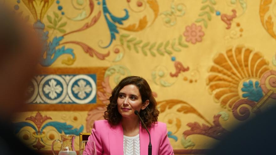 Díaz Ayuso desarrollará una Ley de Universidades para “garantizar el rigor académico y la pluralidad” con un nuevo modelo de financiación La presidenta observando durante la presentación