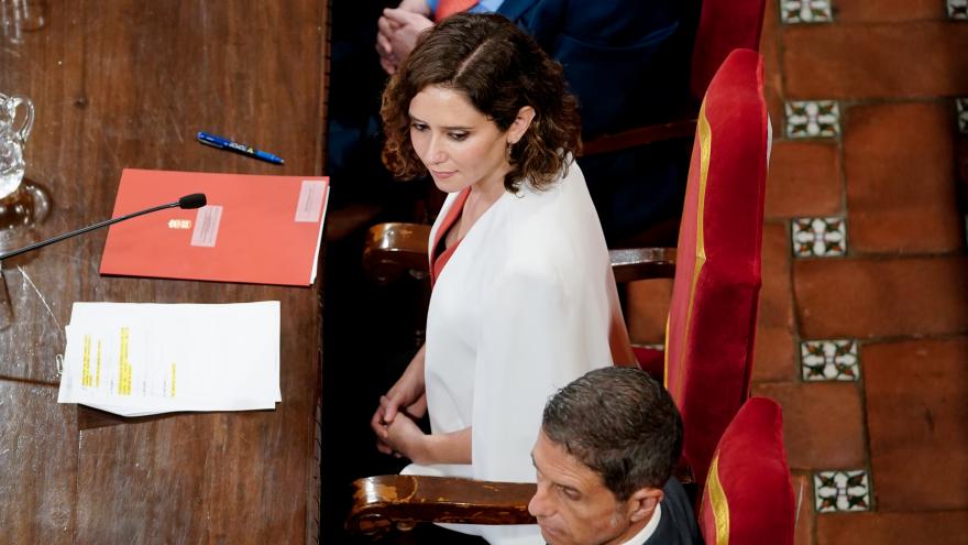 La presidenta sentada durante el acto