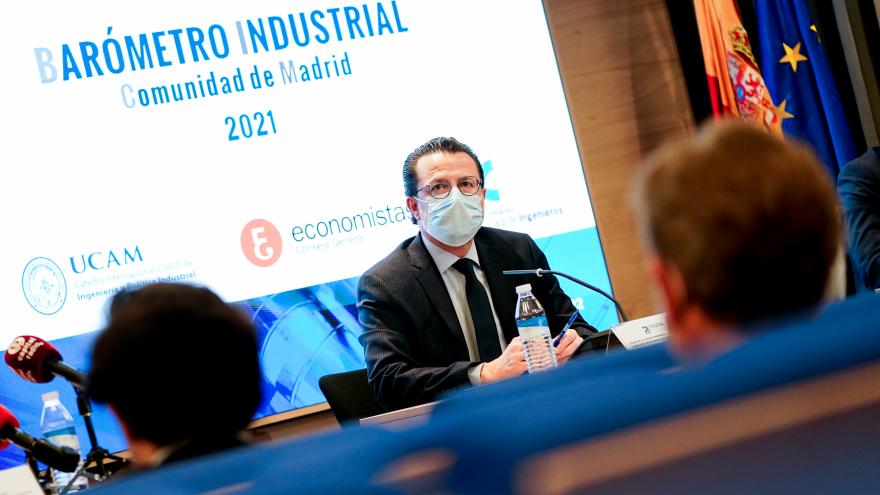 El consejero durante la presentación del barómetro