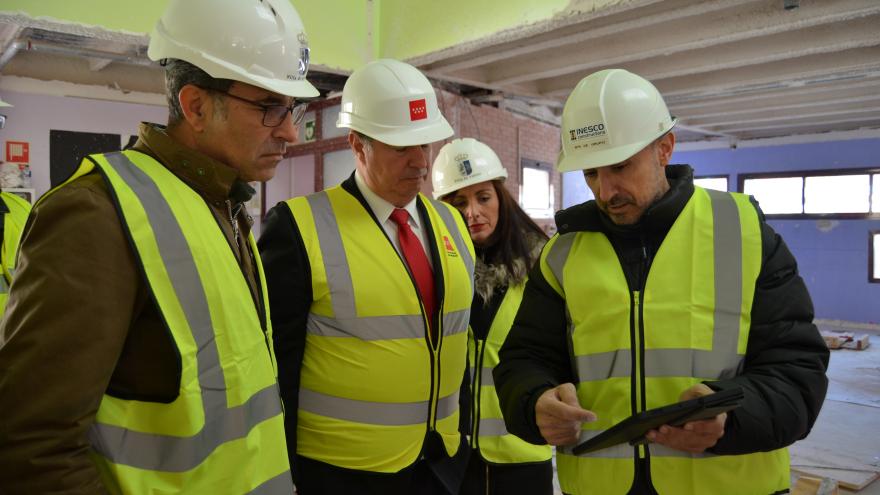 El viceconsejero en las obras