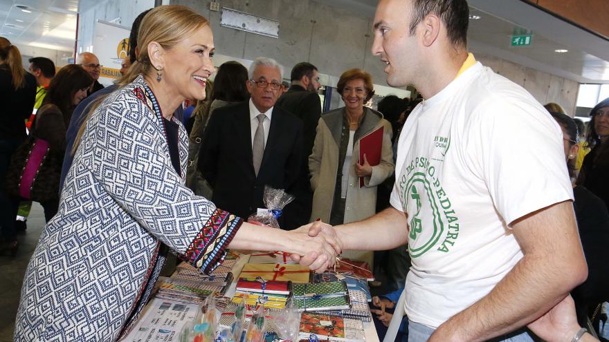 Imagen de cabecera #0 de la página de "Cifuentes expresa el compromiso de la Comunidad con las personas con autismo"