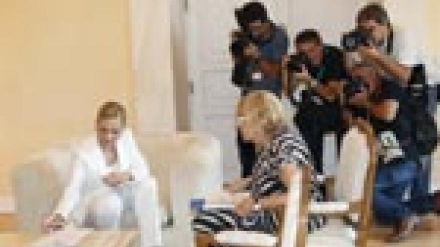 Imagen de cabecera #1 de la página de "Encuentro entre Cristina Cifuentes y Manuela Carmena"
