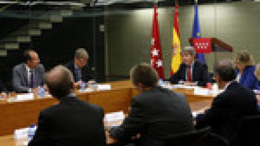 Imagen de cabecera #0 de la página de "La Comunidad reitera su compromiso de que ningún madrileño se quede sin suministro energético por falta de recursos"
