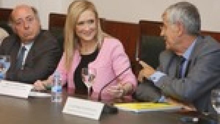 Imagen de cabecera #0 de la página de "Cifuentes expresa su compromiso de defender una cultura abierta y en libertad"
