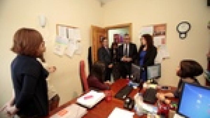 Imagen de cabecera #1 de la página de "La Comunidad atiende a más de 2.800 familias a través de los Centros de Apoyo y Encuentro Familiar"