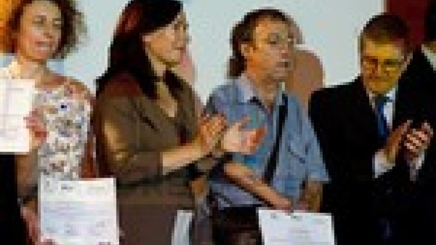 Imagen de cabecera #1 de la página de "La Comunidad facilita el acceso a la información a personas con discapacidad intelectual"