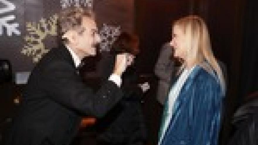Imagen de cabecera #3 de la página de "Cifuentes presenta la Navidad en Sol con el tradicional Belén, que rinde homenaje a Carlos III"