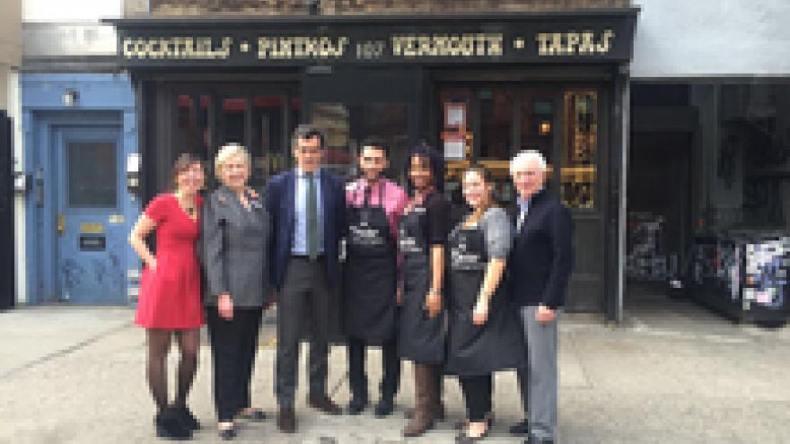 Imagen de cabecera #0 de la página de "Chaguaceda presenta en Nueva York las becas para cocineros americanos"