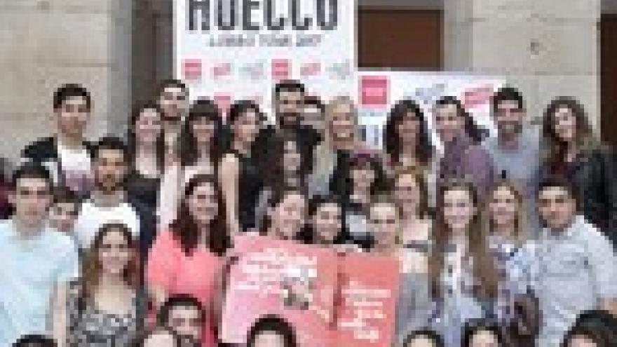 Imagen de cabecera #1 de la página de "50 usuarios del Abono Joven viven junto a Cristina Cifuentes el encuentro de ‘Ventex20’ con el cantante Huecco "