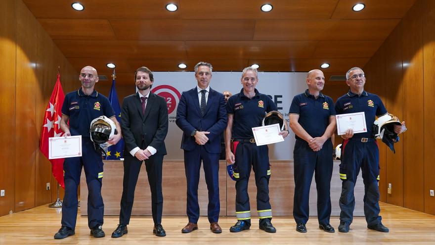 El consejero en el acto de las incorporaciones