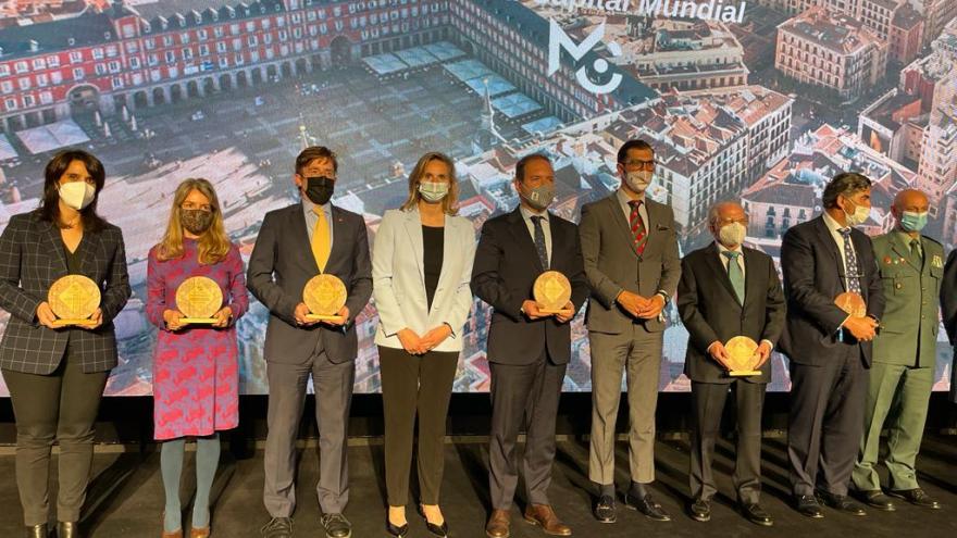 La consejera Paloma Martín en escenario durante la entrega del premio