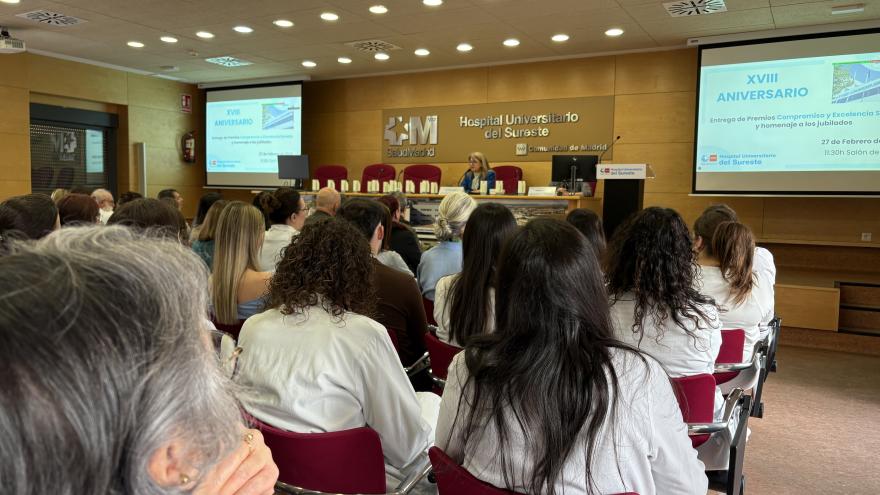 Imagen general trasera del Salón de actos