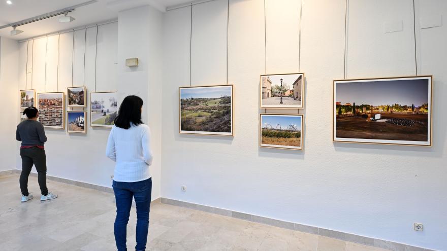 Exhibition hall with images
