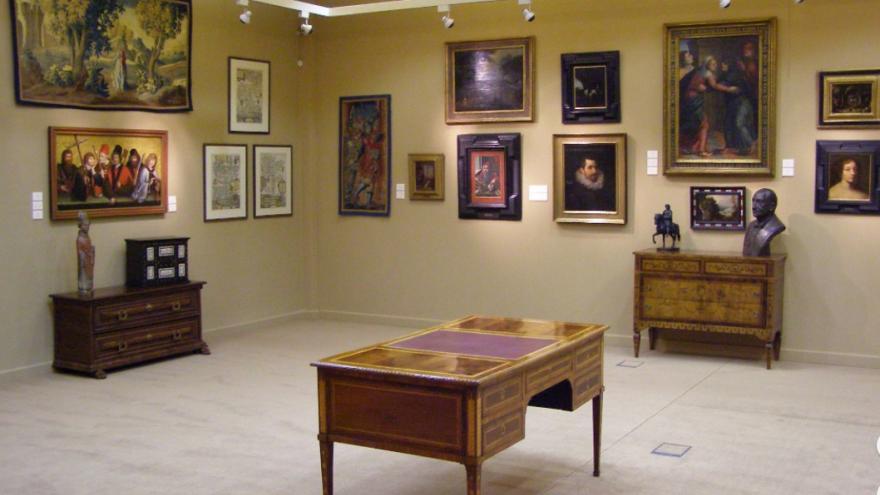 Carlos Manzanares Collection in La Cabrera