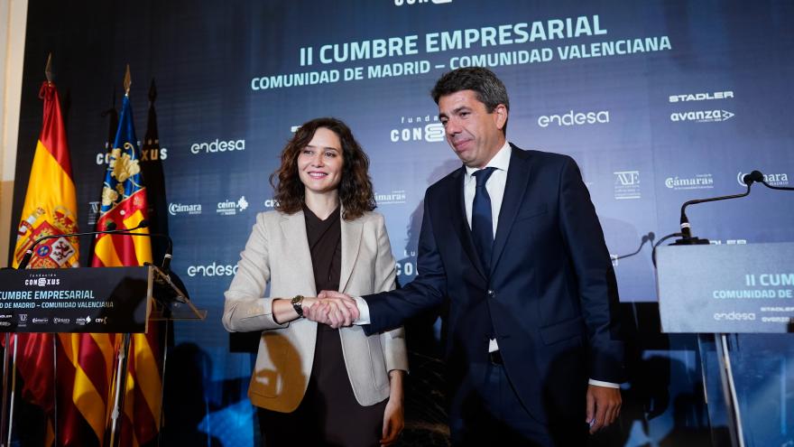 La presidenta junto al presidente