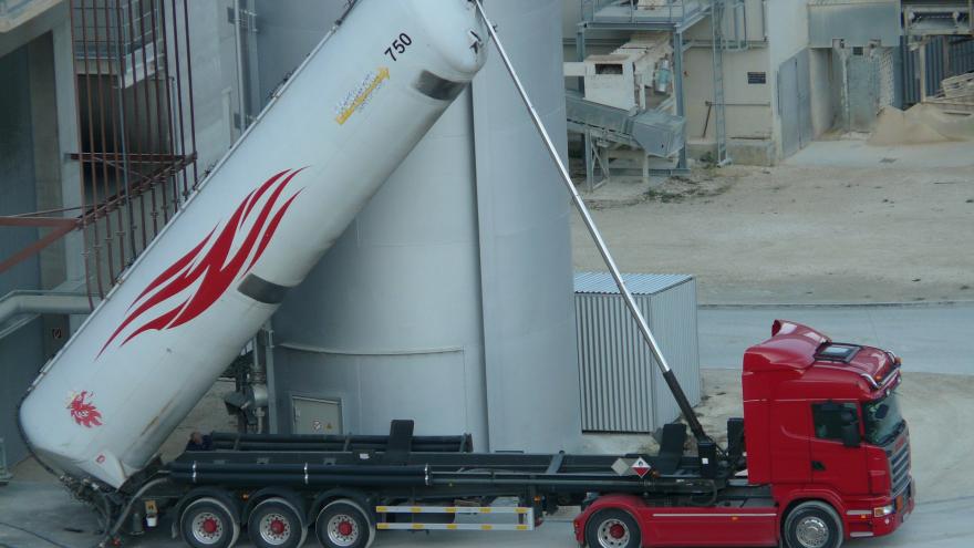 truck_dangerous_goods