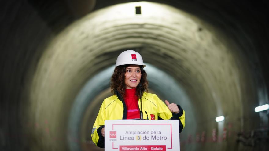 La presidenta en los túneles de las obras