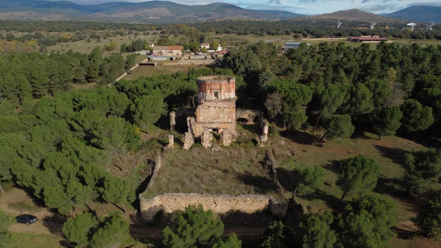 buitrago forest house