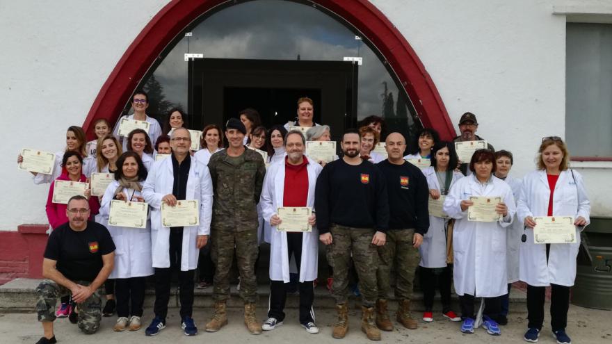 El Ejército de Tierra forma en prevención de situaciones conflictivas  a profesionales del Centro de Salud La Chopera