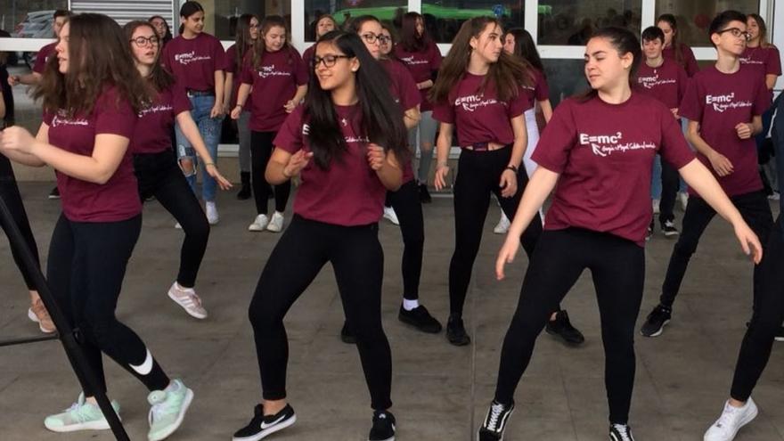 Flashmov realizado por alumnos de 3º de la ESO en el Hospital del Henares