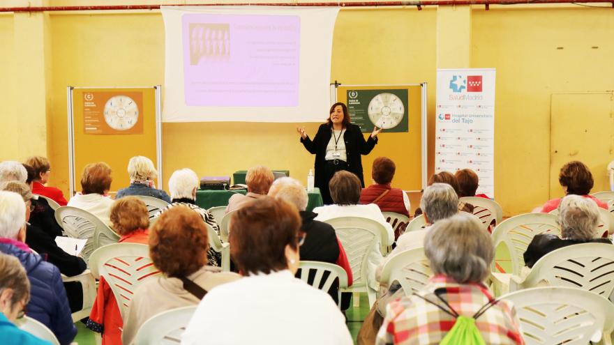 Talleres de autocuidado a personas de edad avanzada en Aranjuez 