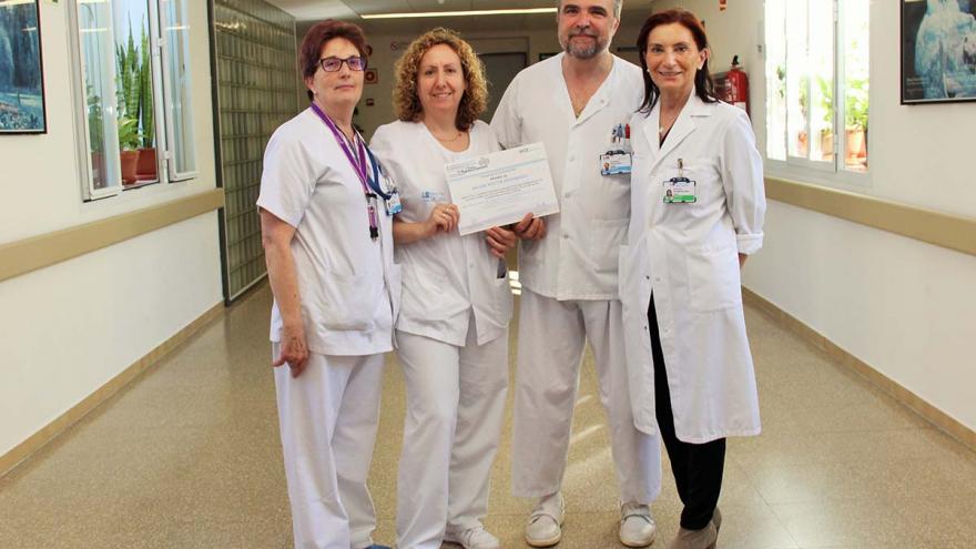 Profesionales de enfermería del Hospital Clínico premiados