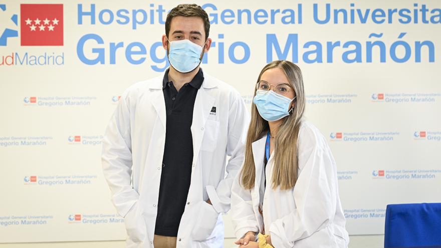 Enrique Martínez Muro y Ana Tapias Martínez residentes de 4º y 2º año de Medicina del Trabajo del Servicio de Prevención de Riesgos Laborales