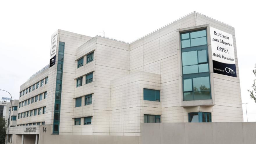 Exterior residencia personas mayores