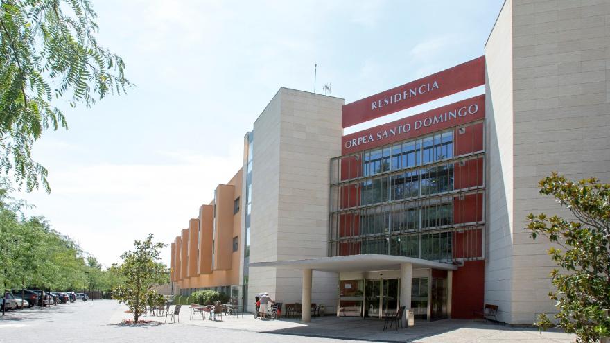 Exterior residencia personas mayores