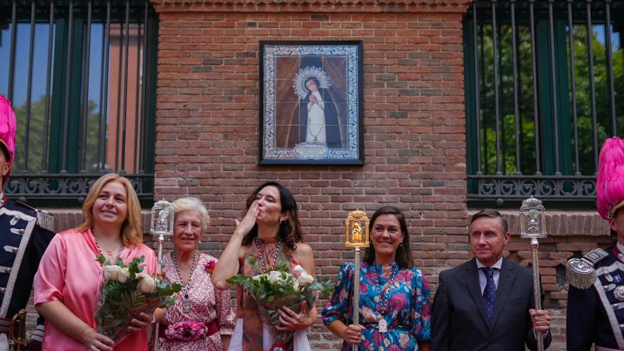 Díaz Ayuso participa en los actos conmemorativos en honor a la Virgen de la Paloma