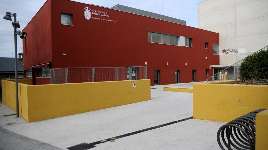 Fachada del Centro de Información Juvenil de Boadilla del Monte