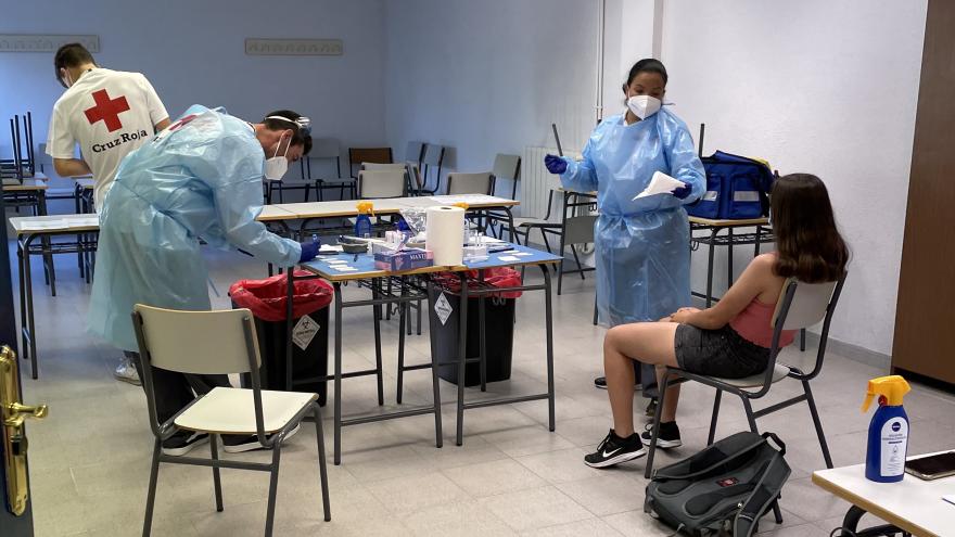 Performing antigen tests